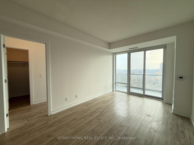 1729 - 25 Adra Grado Way