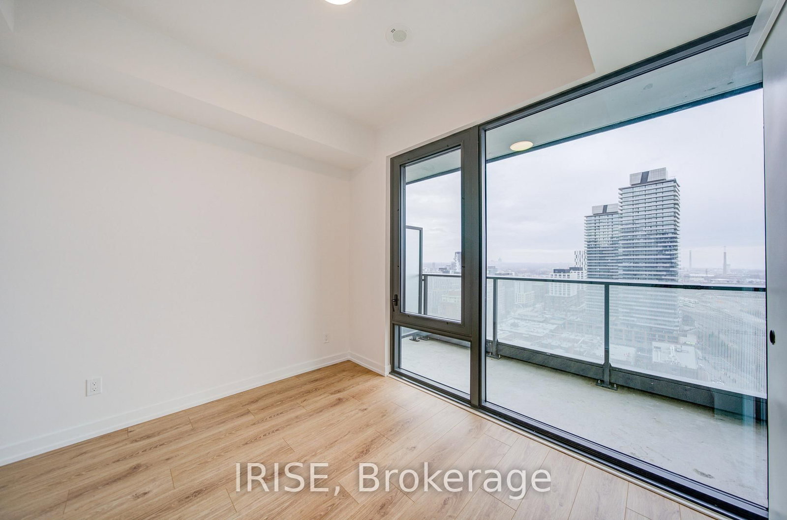 35 Parliament Street, Unit 2112 - Photo 13