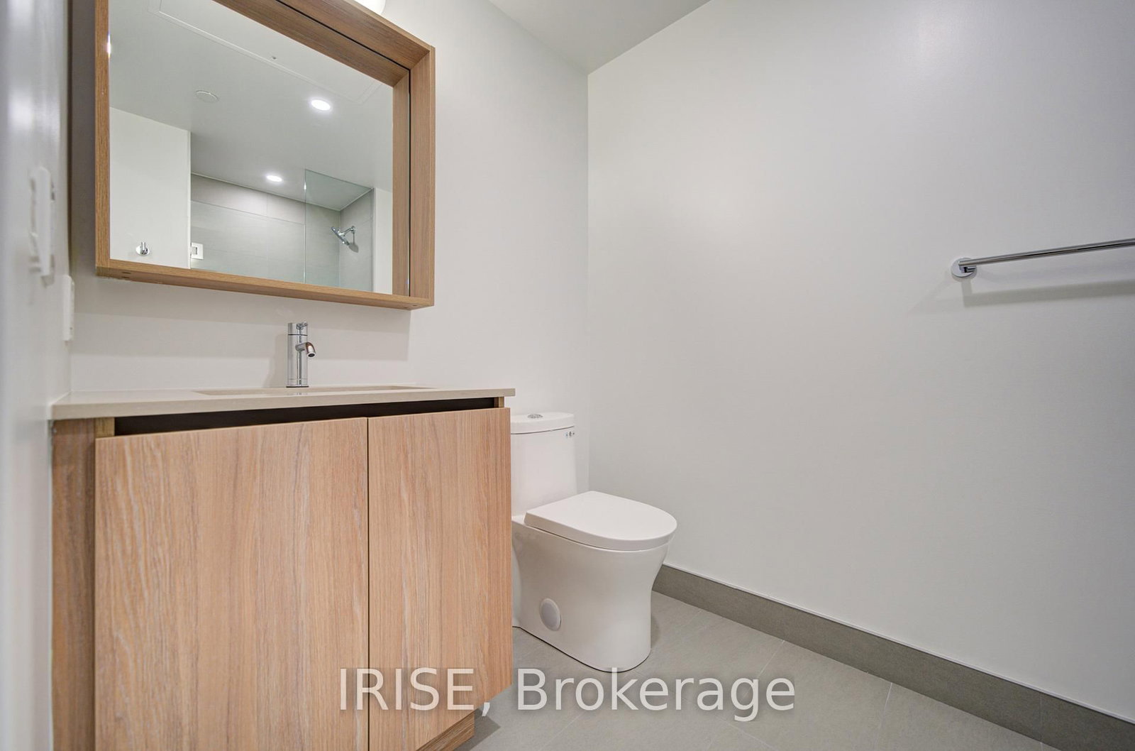 35 Parliament Street, Unit 2112 - Photo 16