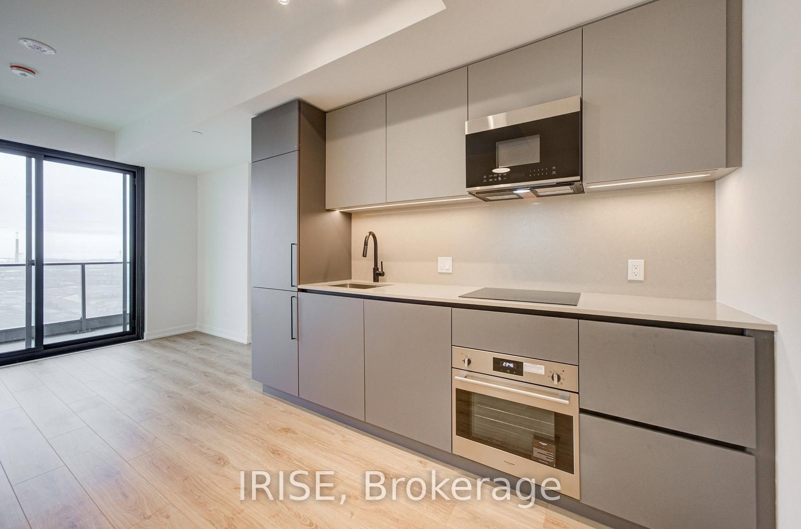 35 Parliament Street, Unit 2112 - Photo 3