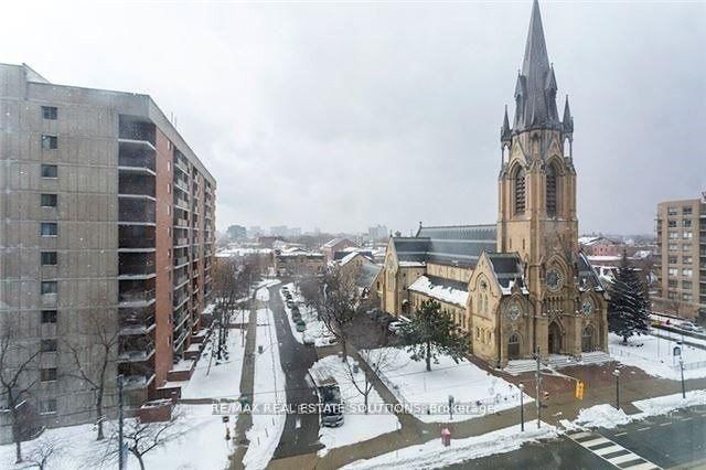 111 Bathurst Street, Unit 407 - Photo 11