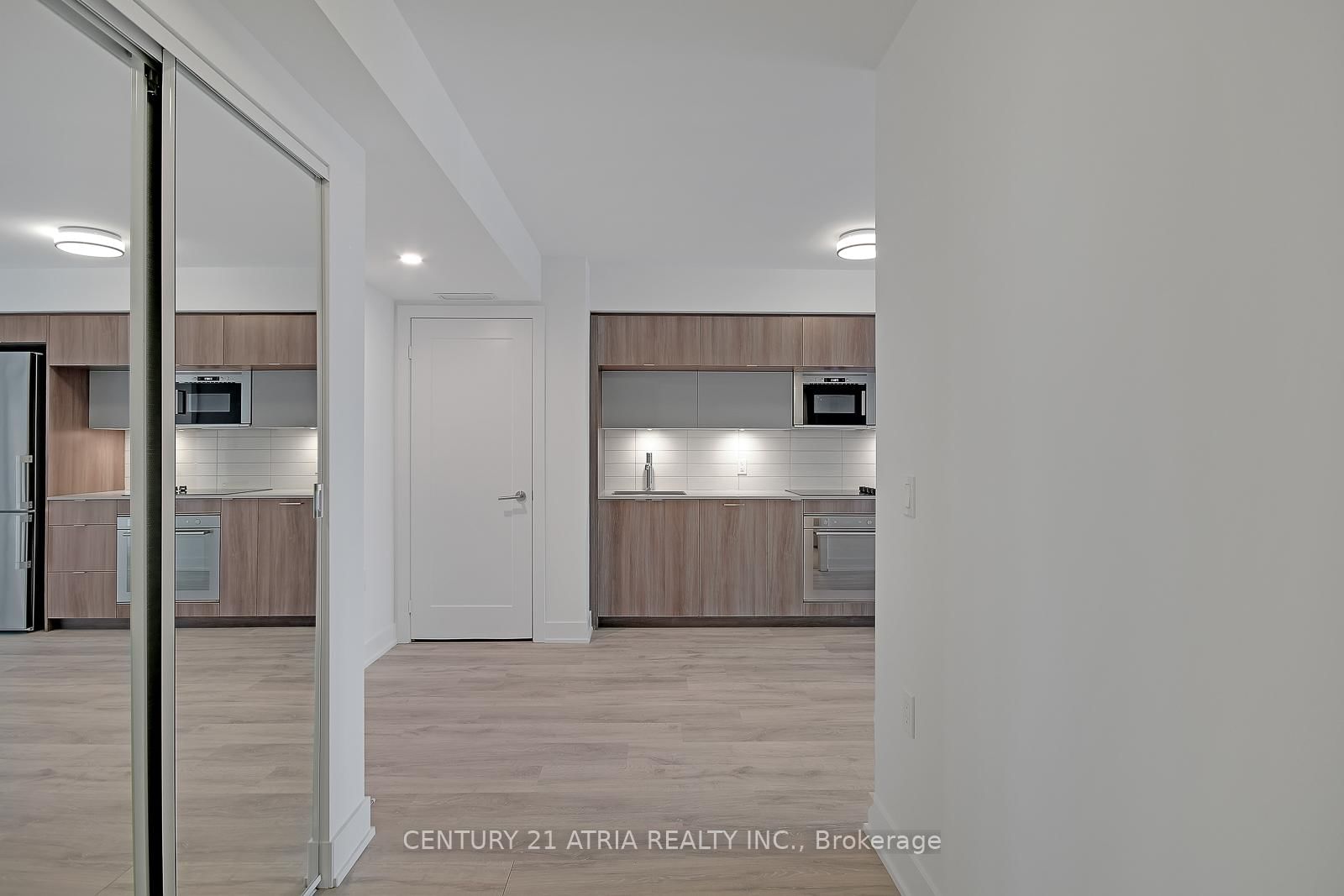 575 Bloor Street E, Unit 1205 - Photo 5