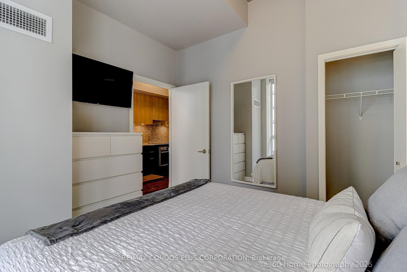 120 Parliament Street, Unit 1106 - Photo 12