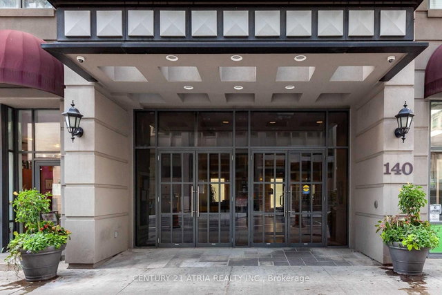 1108 - 140 Simcoe Street