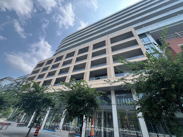 615 - 425 Front Street E