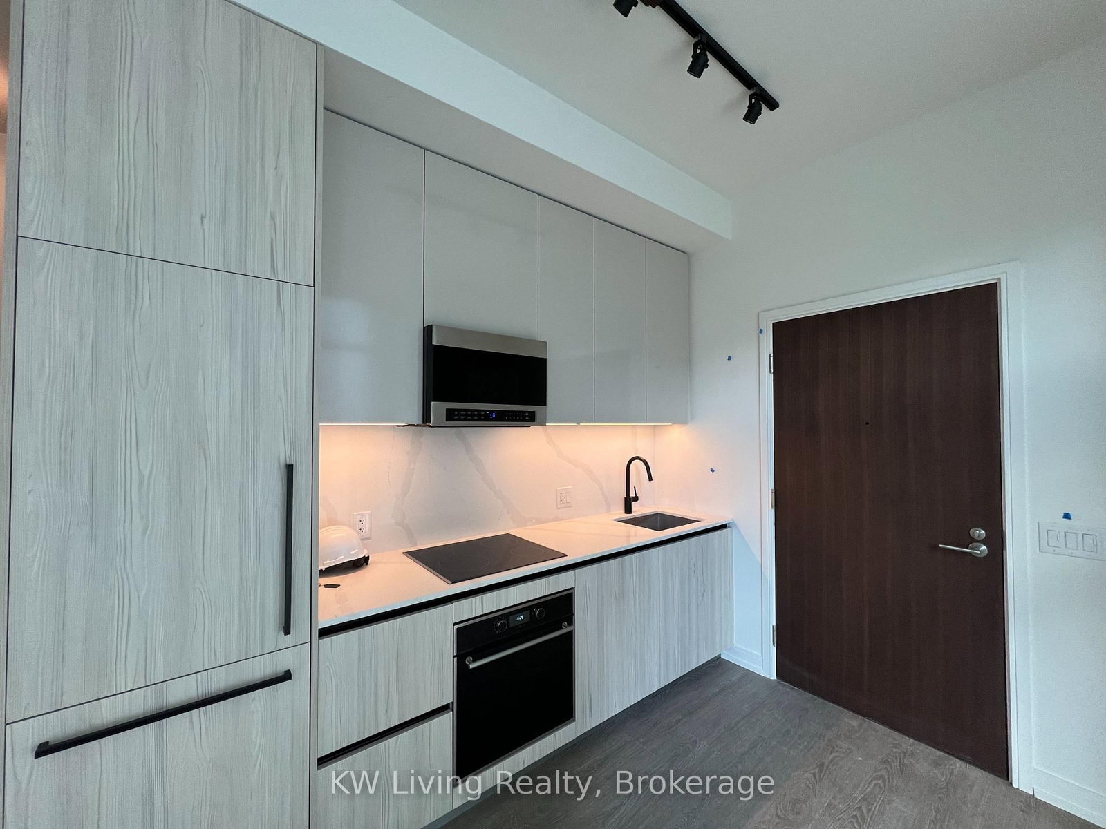 425 Front Street E, Unit 615 - Photo 7