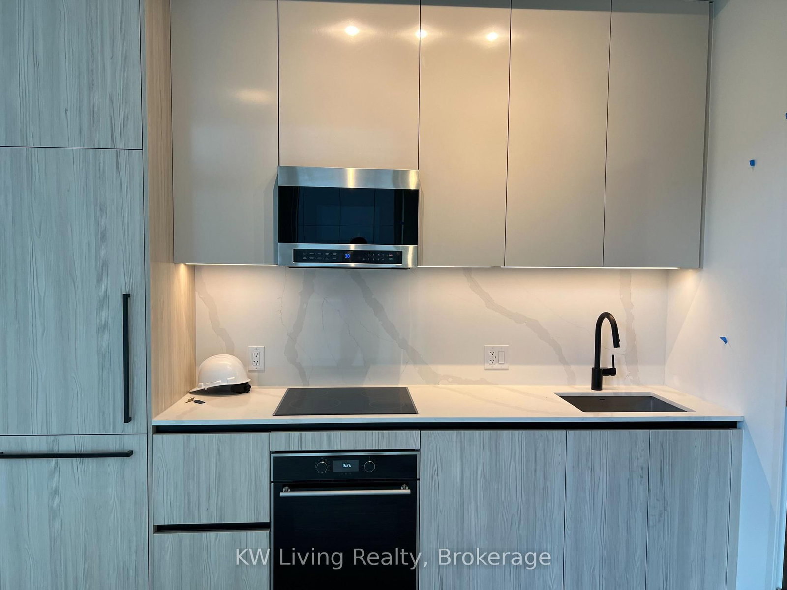 425 Front Street E, Unit 615 - Photo 8