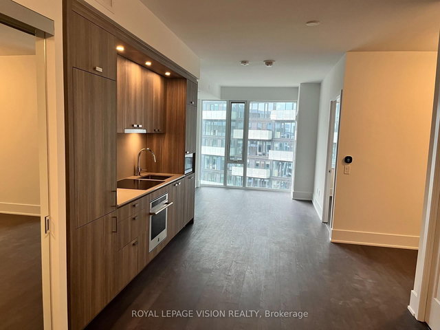 1208 - 470 Front Street W