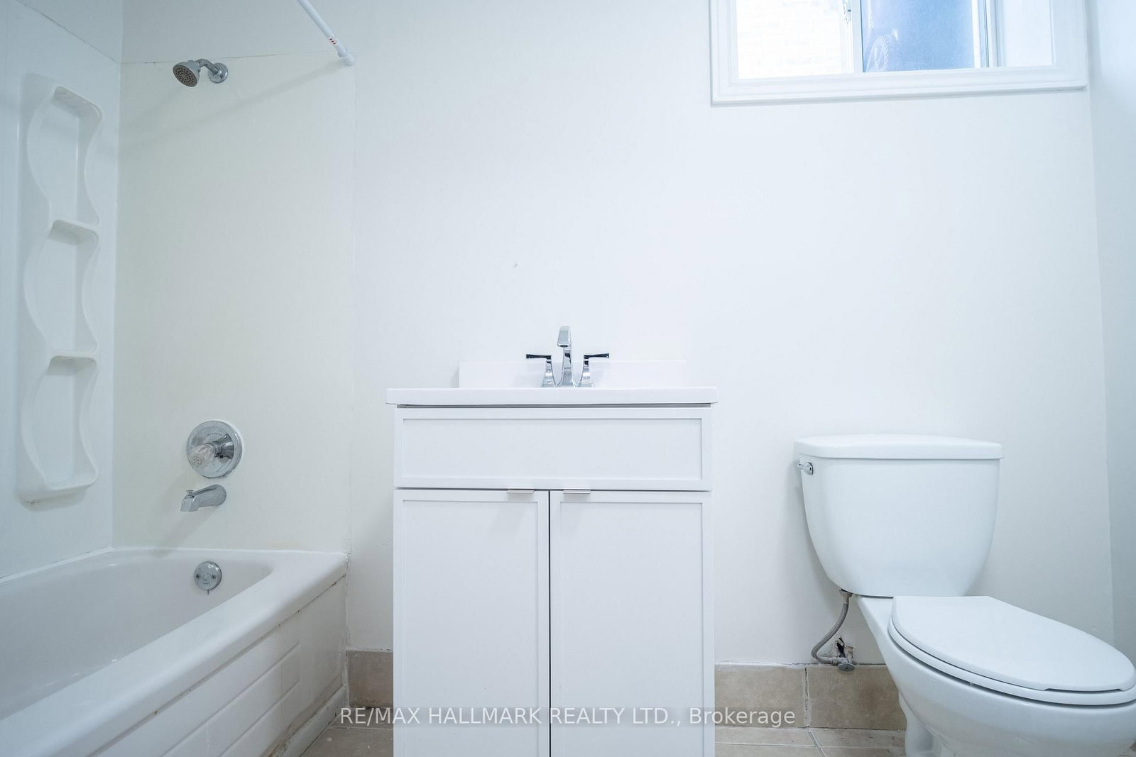 118 Fairholme Avenue, Unit Basement 1 - Photo 5