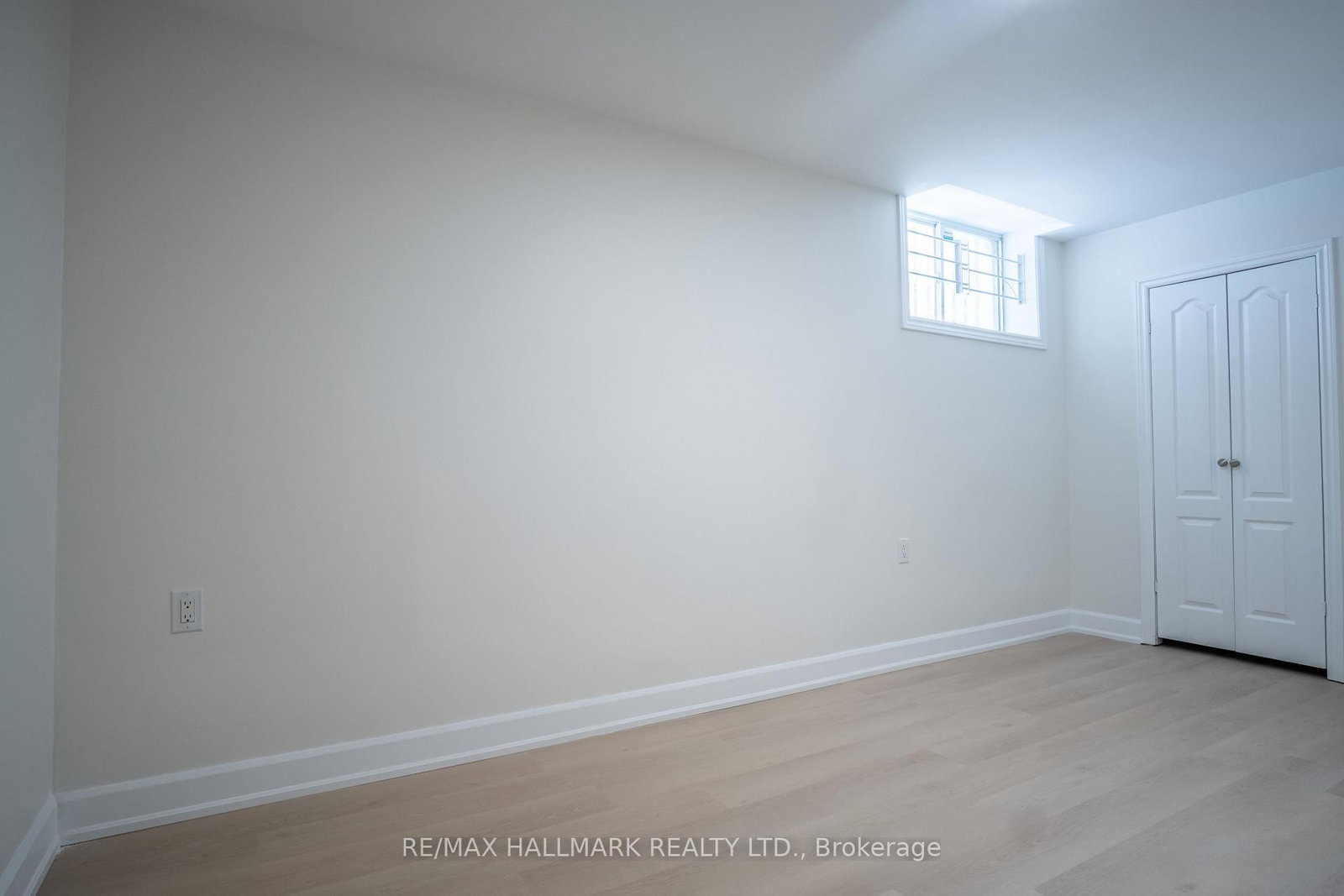 118 Fairholme Avenue, Unit Basement 1 - Photo 8