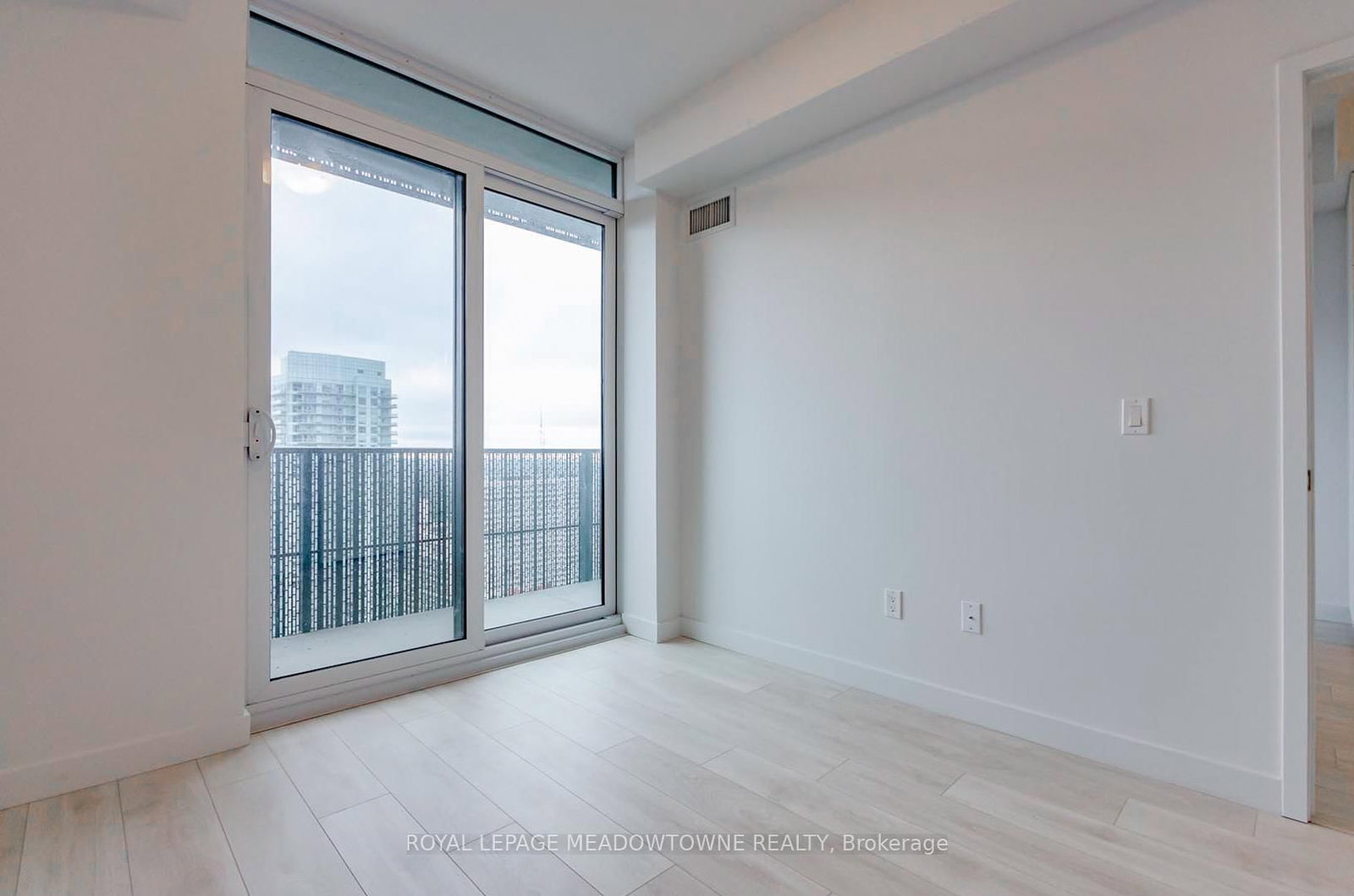 8 Eglinton Avenue E, Unit 2608 - Photo 7