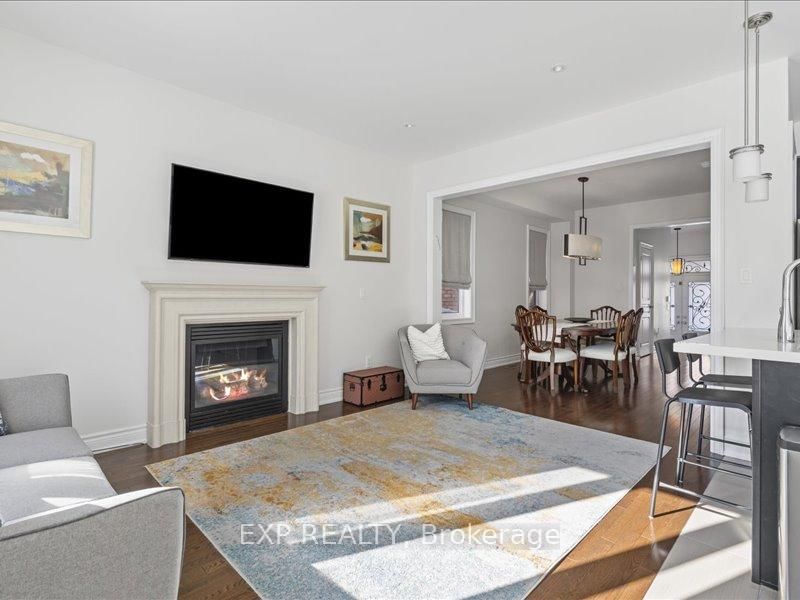 7 Goldthread Terr, Toronto, M3H 0B9 | Image 2