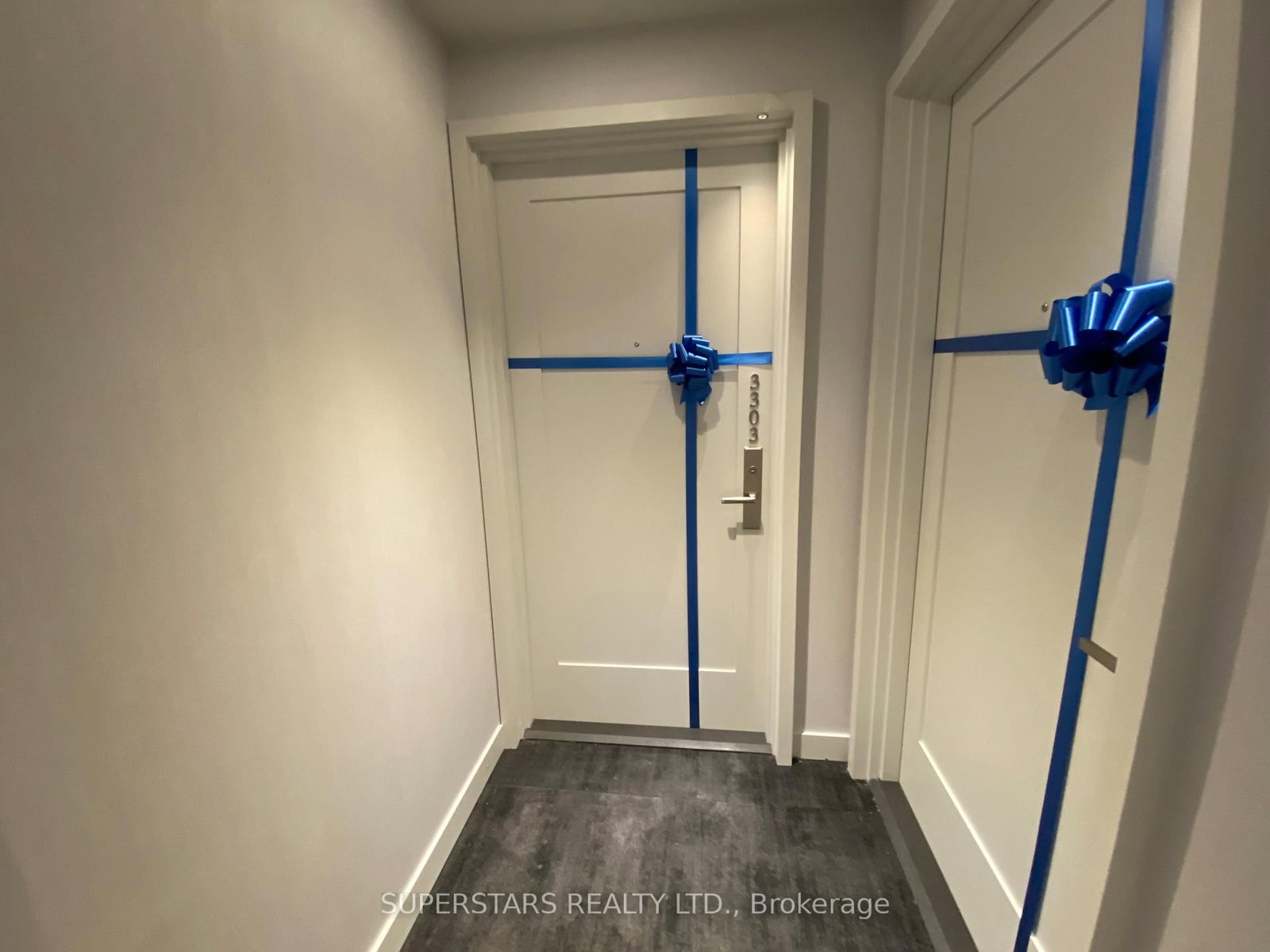 3 Gloucester Street, Unit 3303 - Photo 2