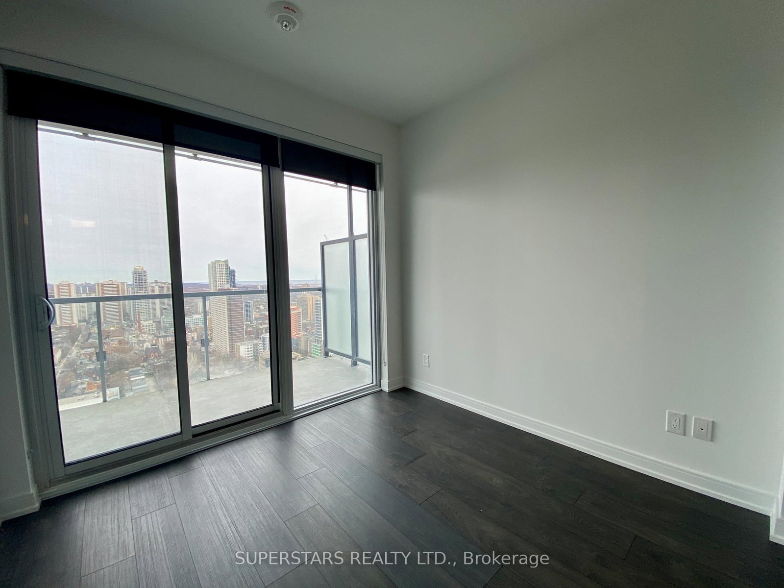 3 Gloucester Street, Unit 3303 - Photo 5