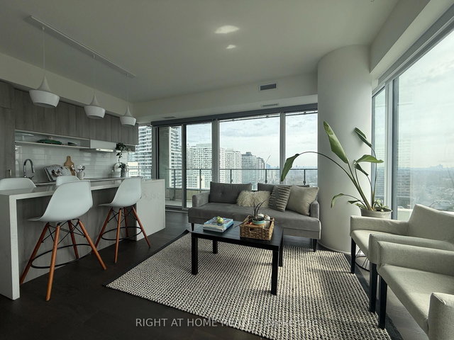 2004 - 5 Soudan Avenue