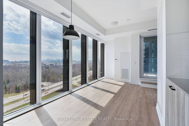 #1011 - 5 Quarrington Lane