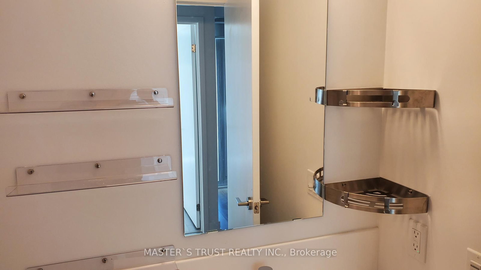 238 Simcoe Street, Unit 1020 - Photo 16