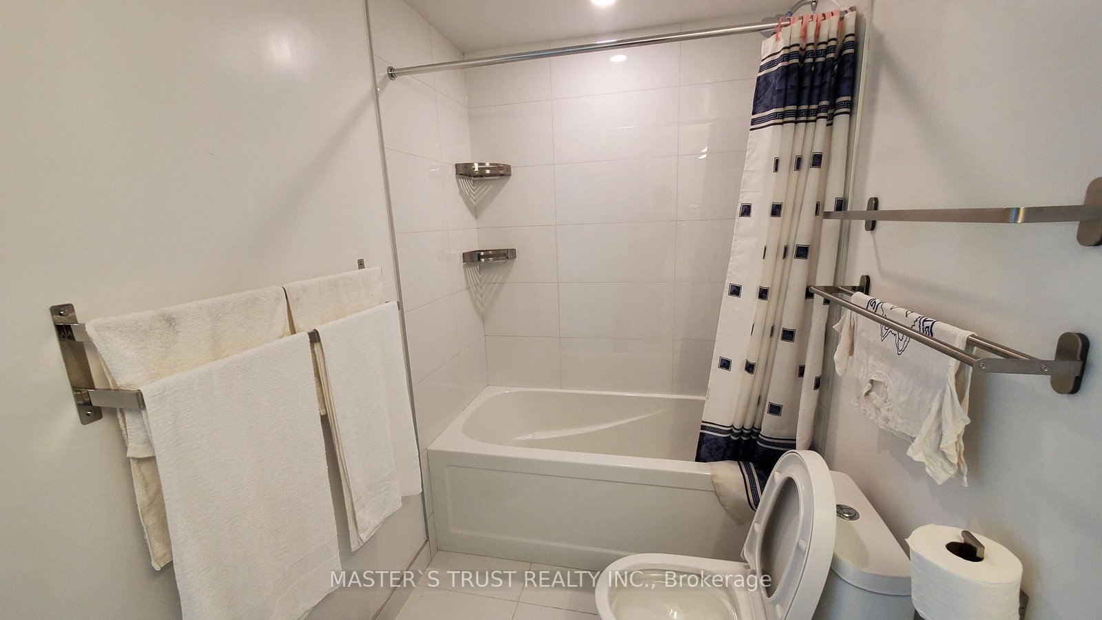 238 Simcoe Street, Unit 1020 - Photo 17