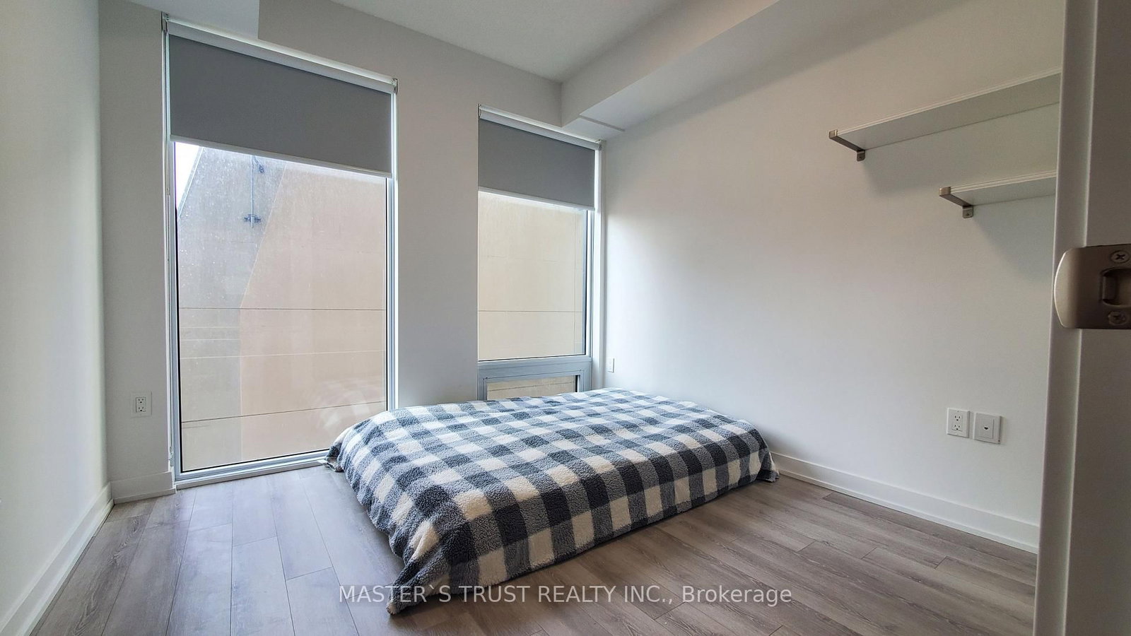 238 Simcoe Street, Unit 1020 - Photo 5