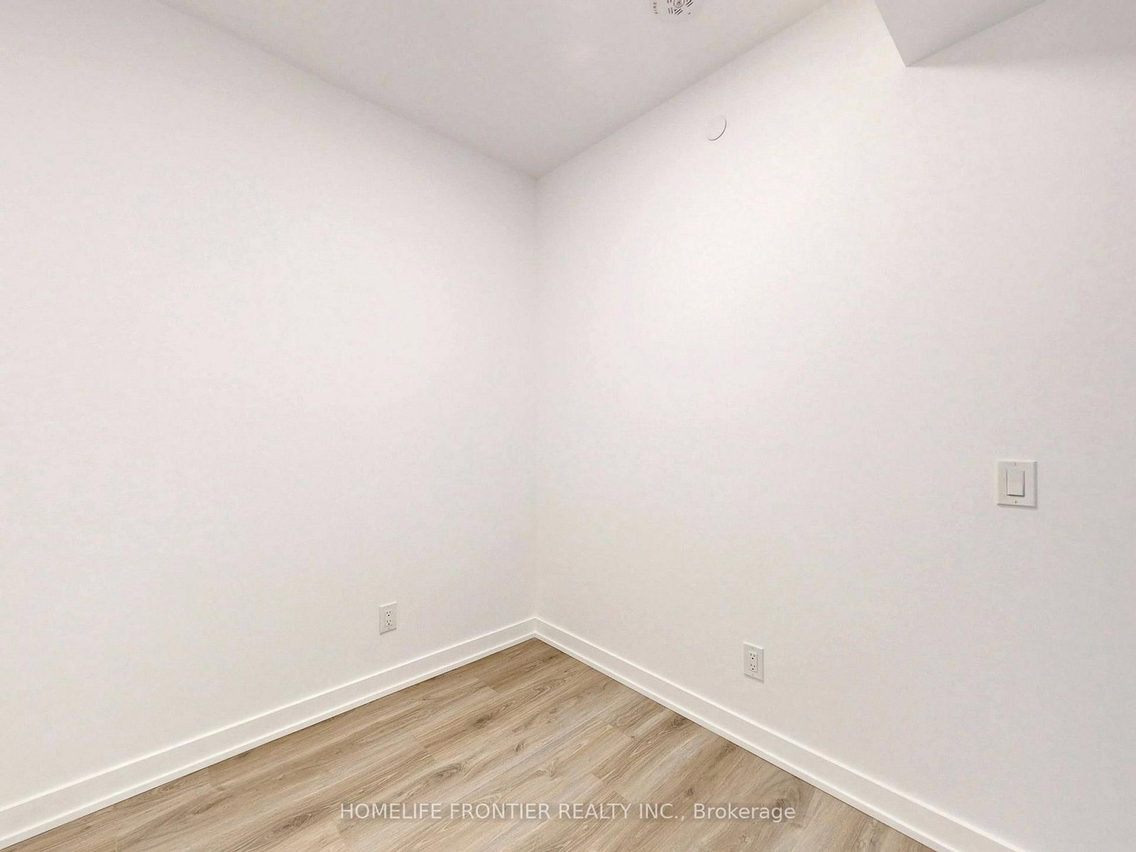 100 Queen Street E, Unit 1907 - Photo 9