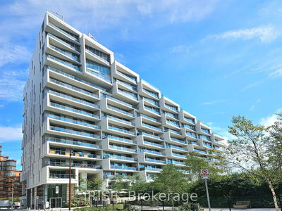 215 - 118 Merchants' Wharf undefined | Toronto | Image