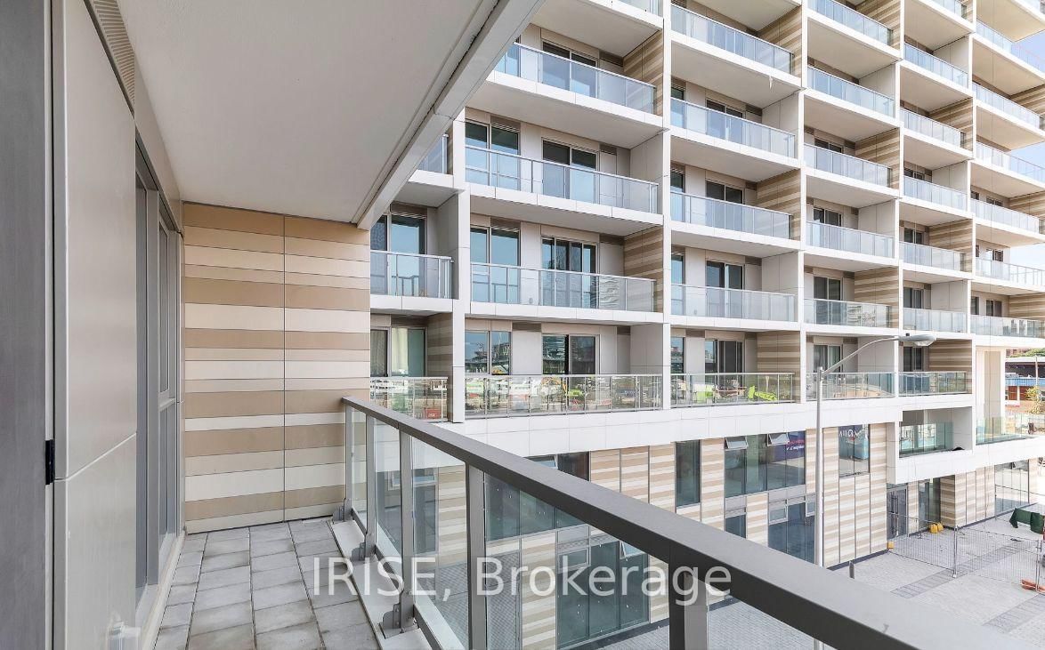 118 Merchants' Wharf, Unit 215 - Photo 16