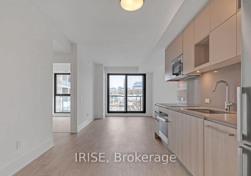 118 Merchants' Wharf, Unit 215 - Photo 2