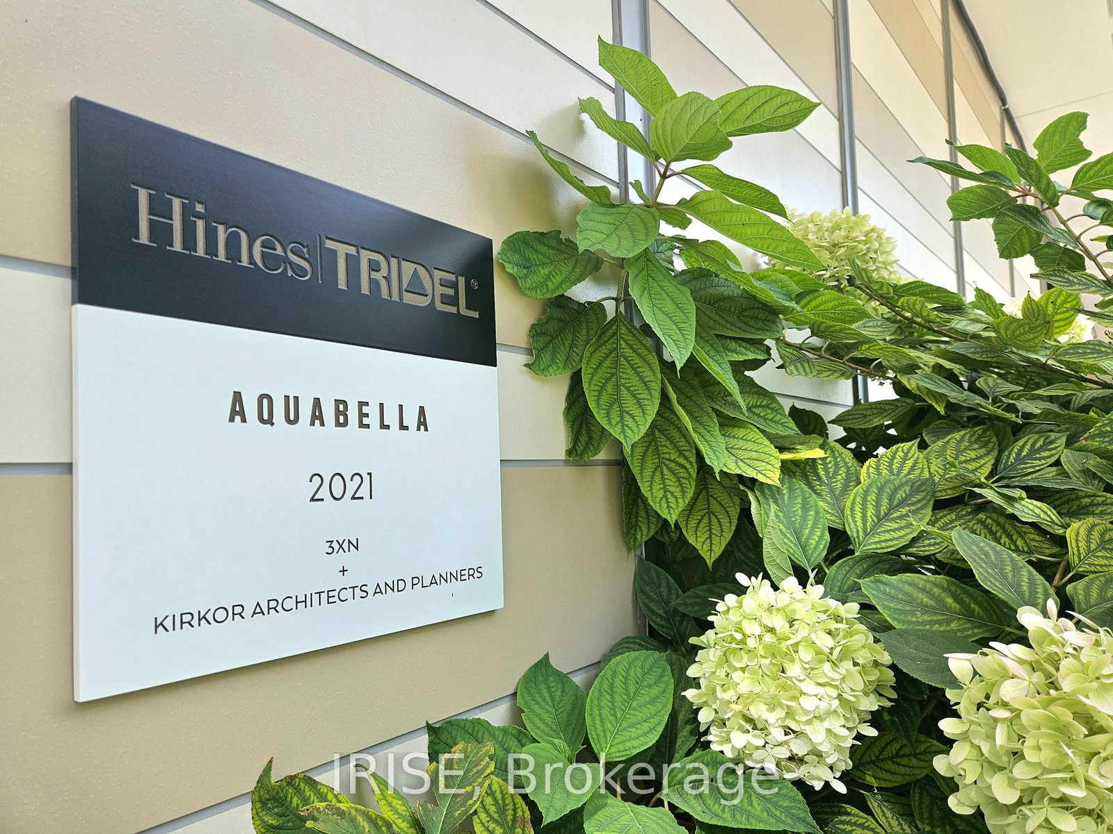 118 Merchants' Wharf, Unit 215 - Photo 26