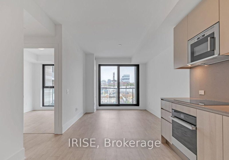 215 - 118 Merchants' Wharf, Toronto, M5A 0L3 | Image 3