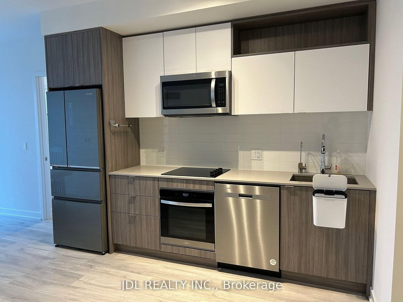 2805 - 70 Princess St, Toronto, M5A 0X6 | Image 3