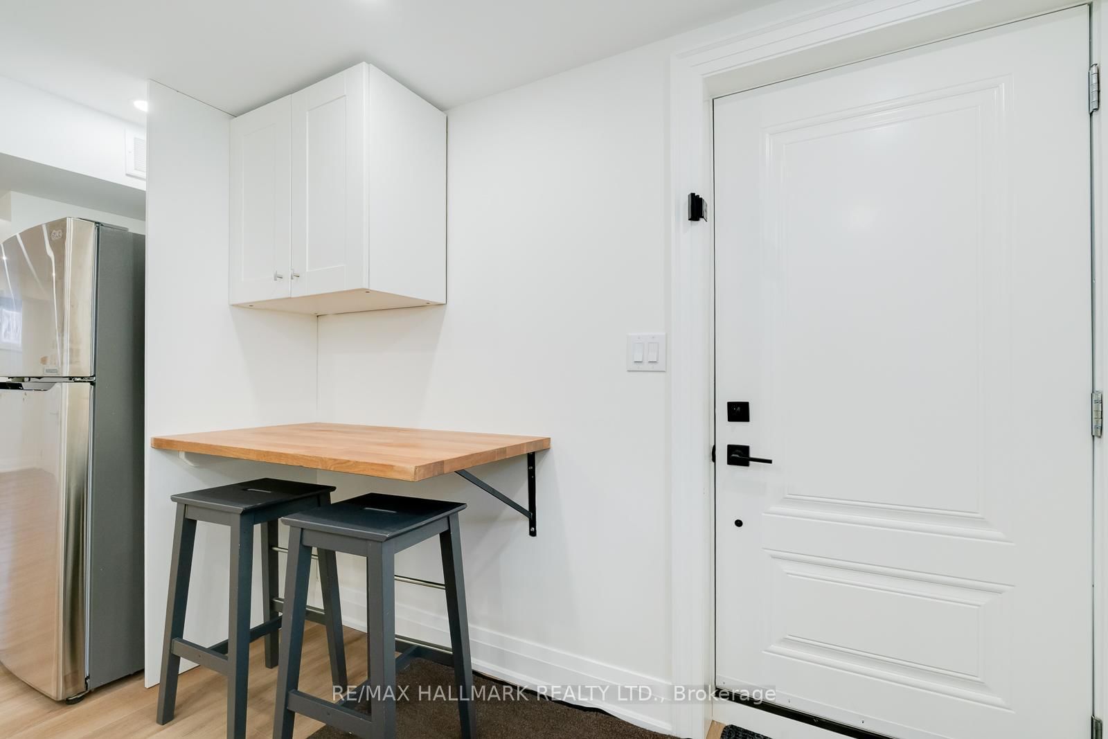 69 Searle Avenue, Unit Basement bachelor unit - Photo 15