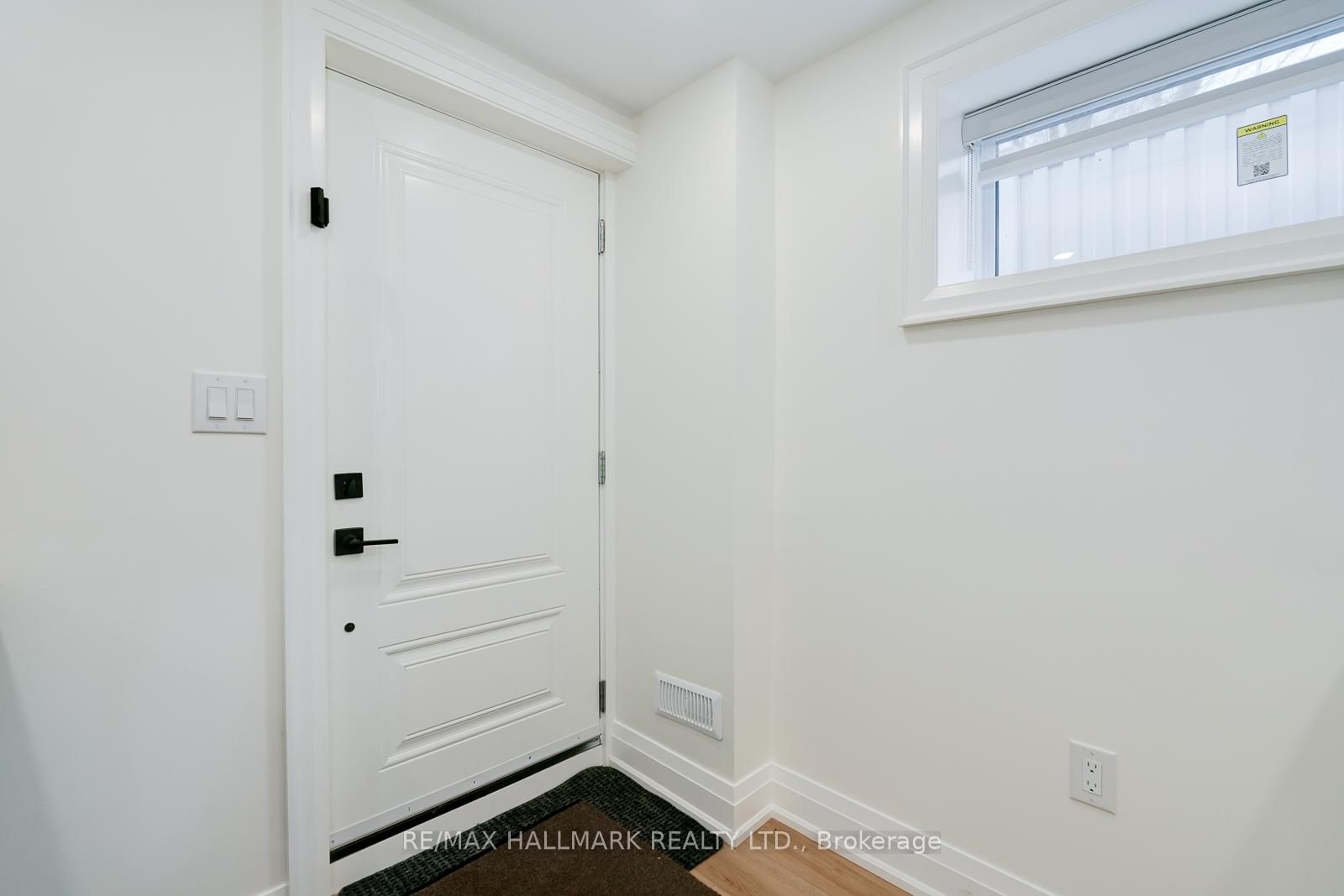 69 Searle Avenue, Unit Basement bachelor unit - Photo 16