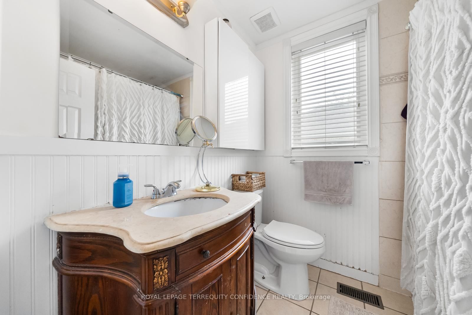 Detached House for sale at 69 Nipigon Avenue, Toronto, Ontario, M2M 2V9 - Newtonbrook East - MLS: C13014382