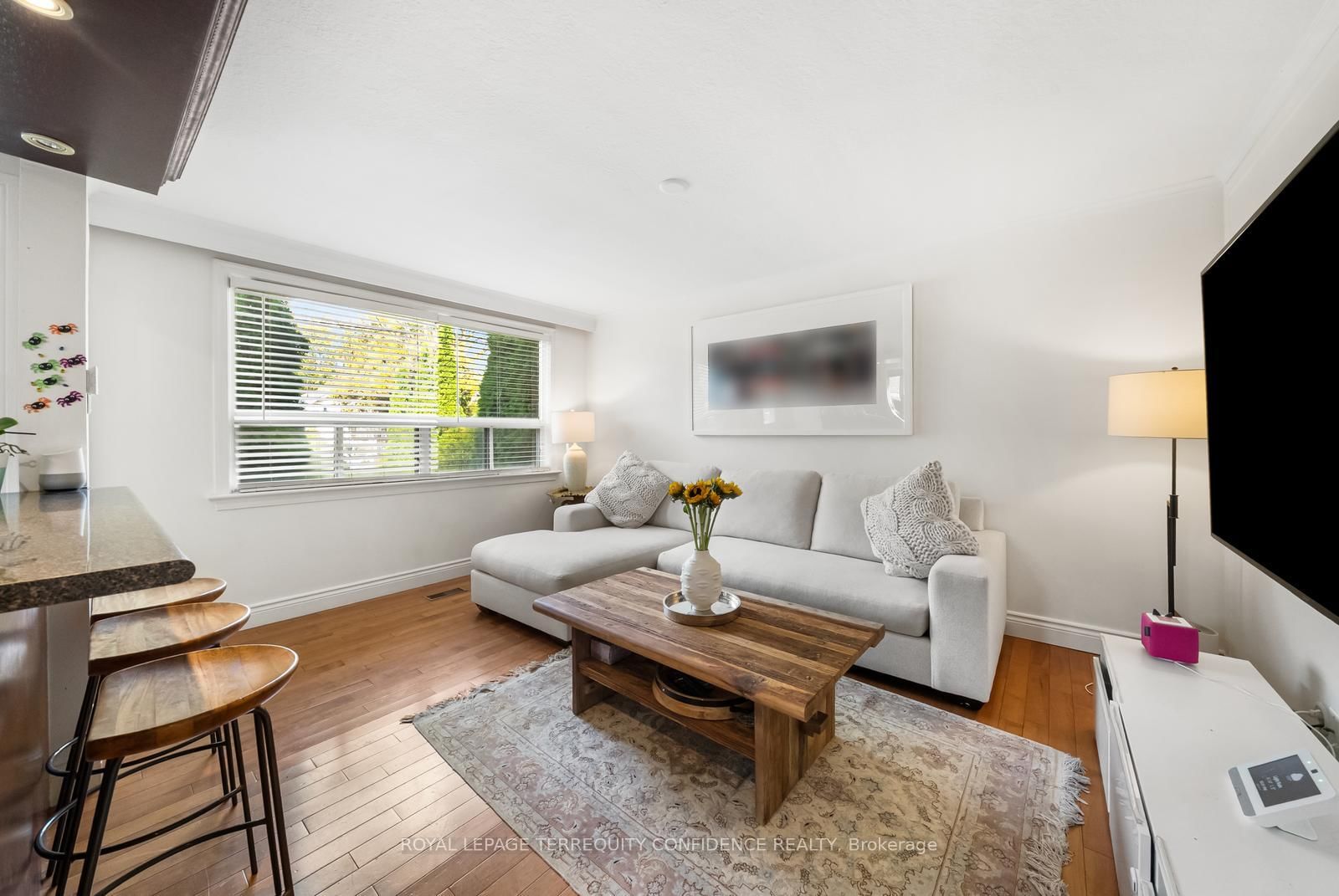 Detached House for sale at 69 Nipigon Avenue, Toronto, Ontario, M2M 2V9 - Newtonbrook East - MLS: C13014382