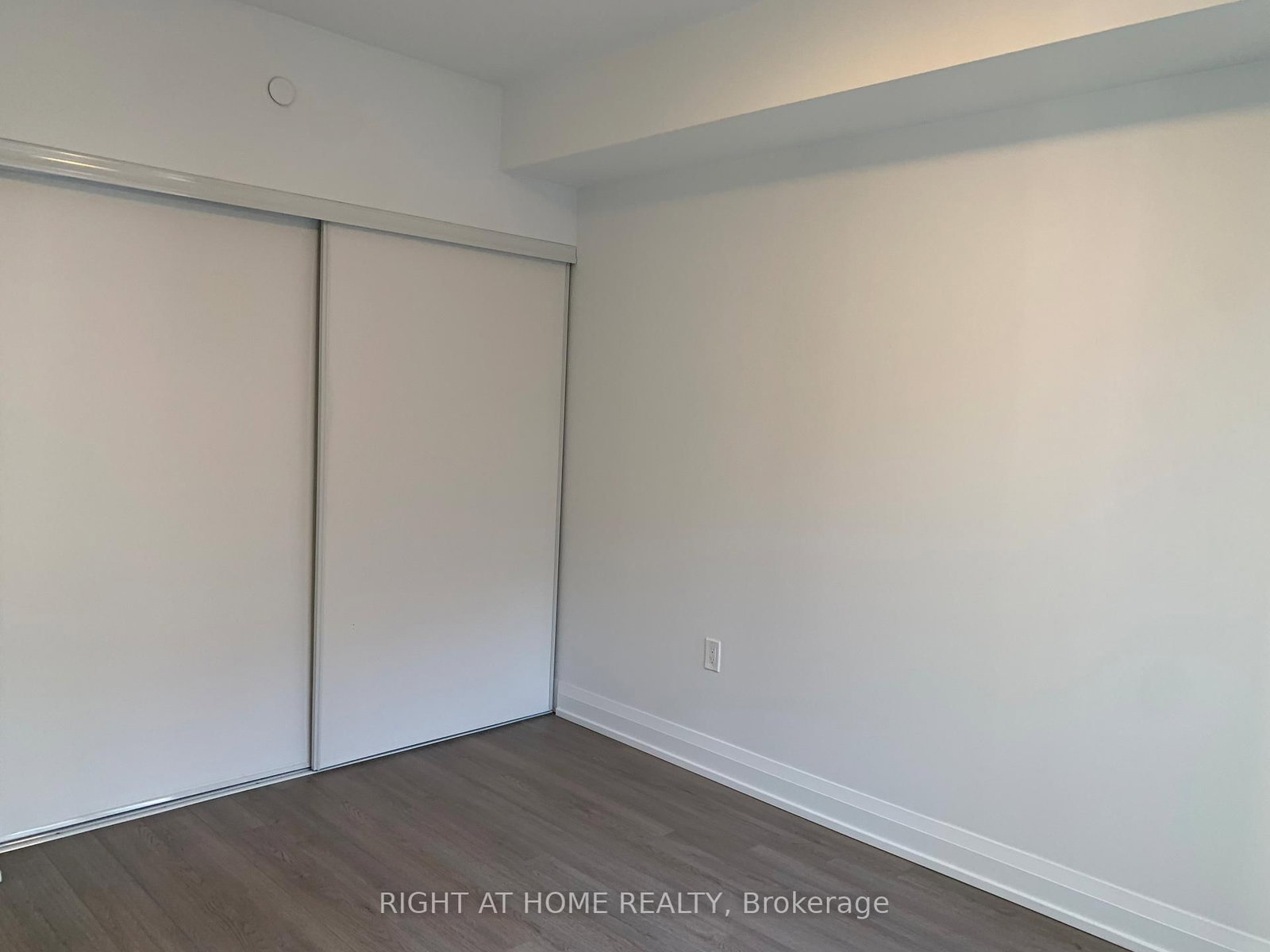 77 Mutual Street, Unit 1010 - Photo 8