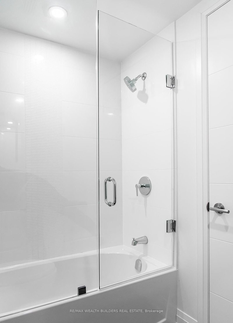 6 - 209 Jarvis St, Toronto, M5J 2C1 | Image 2