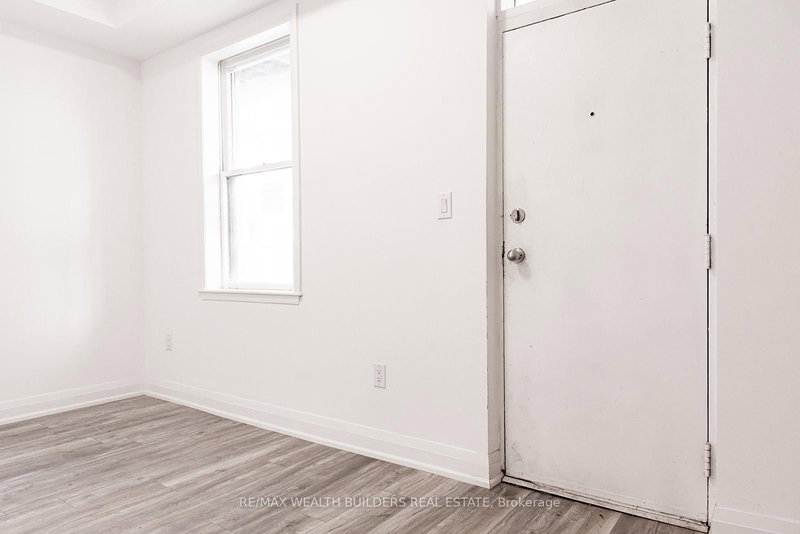 6 - 209 Jarvis St, Toronto, M5J 2C1 | Image 3