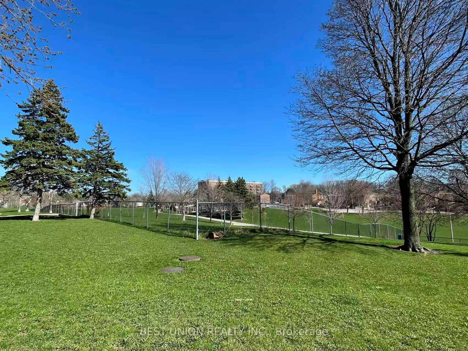 Listing Image 33