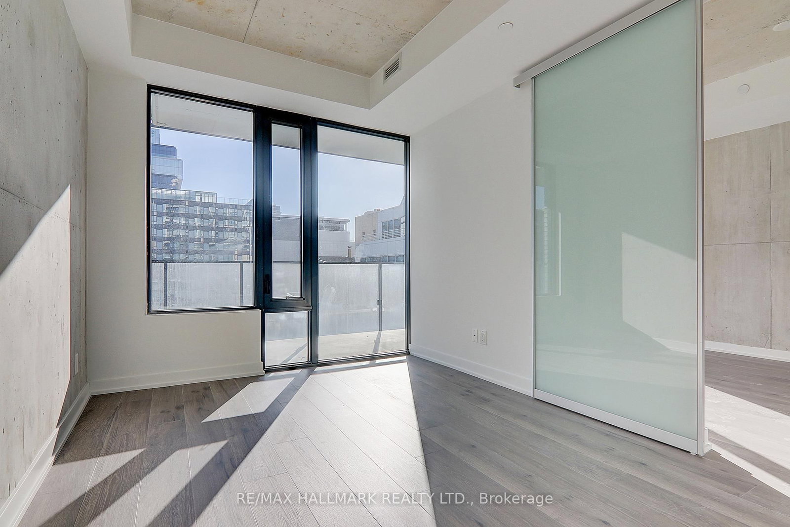 55 Ontario Street, Unit 606 - Photo 16