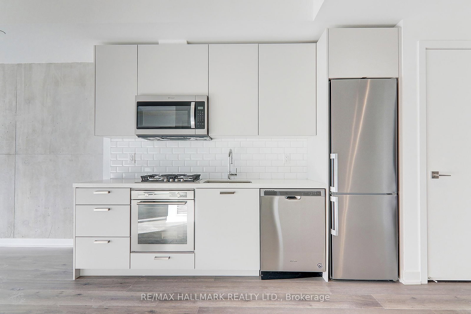 55 Ontario Street, Unit 606 - Photo 6