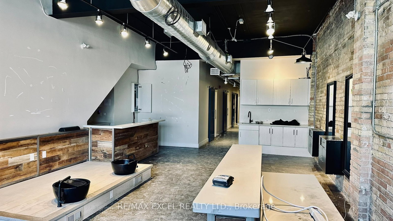 685 Queen Street W, Unit Main #2 - Photo 6