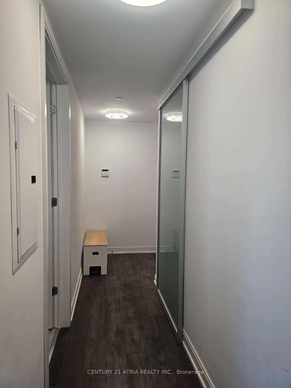 42 Charles Street E, Unit 3908 - Photo 11