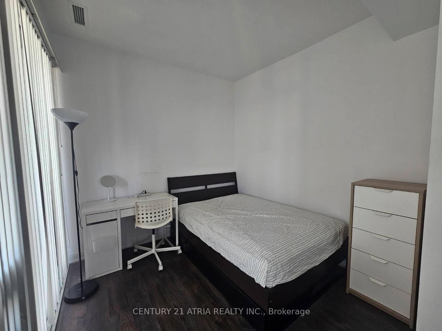 42 Charles Street E, Unit 3908 - Photo 13