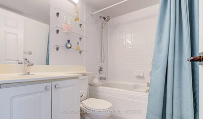 618 - 8 Hillcrest Ave | Toronto | Image