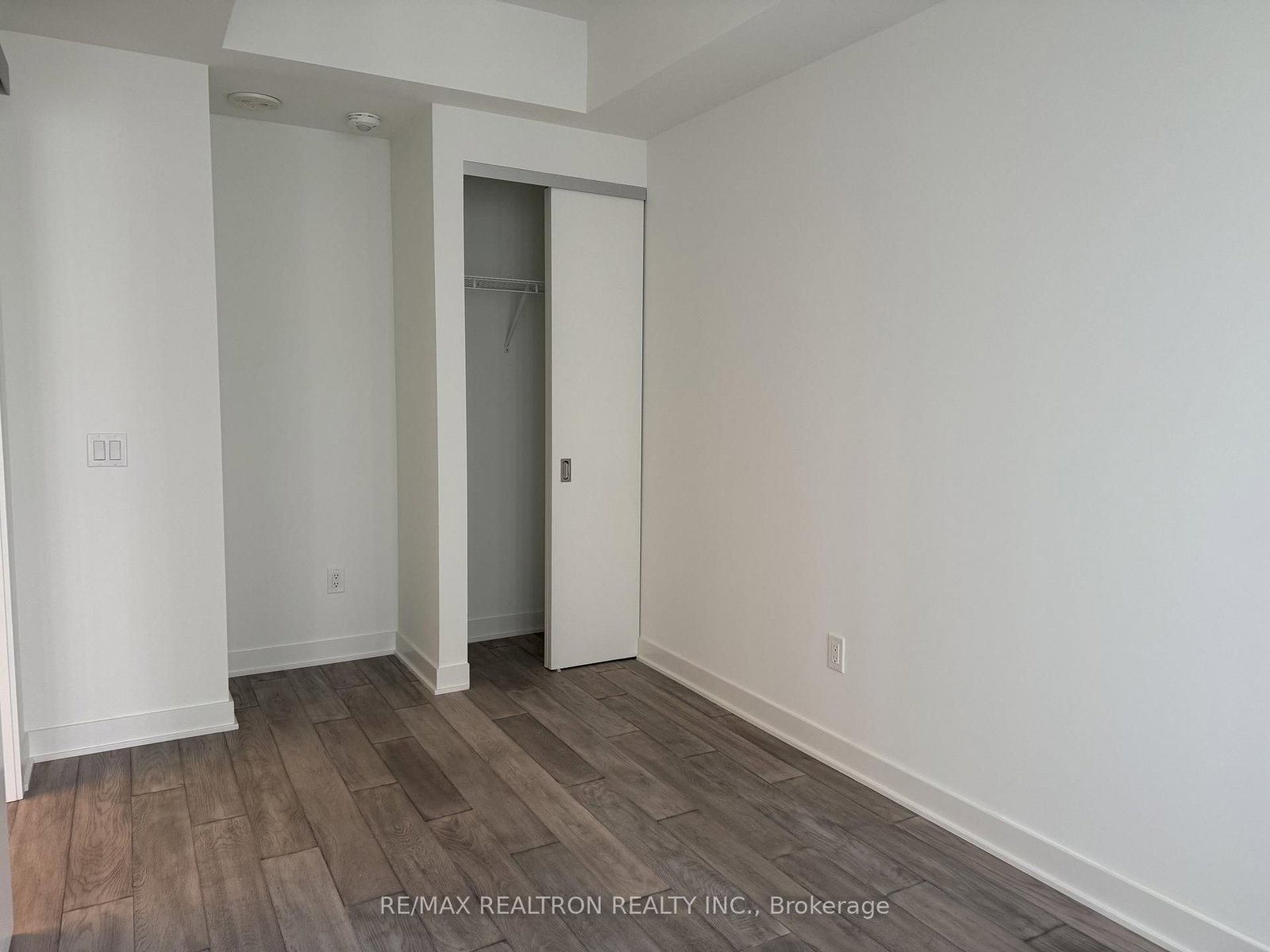 11 Yorkville Avenue, Unit 1306 - Photo 9