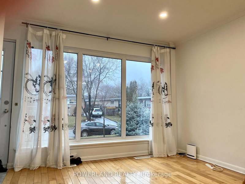 Main floor - 72 Pynford Cres, Toronto, M3A 1W8 | Image 3