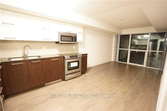 2008 - 5162 Yonge Street