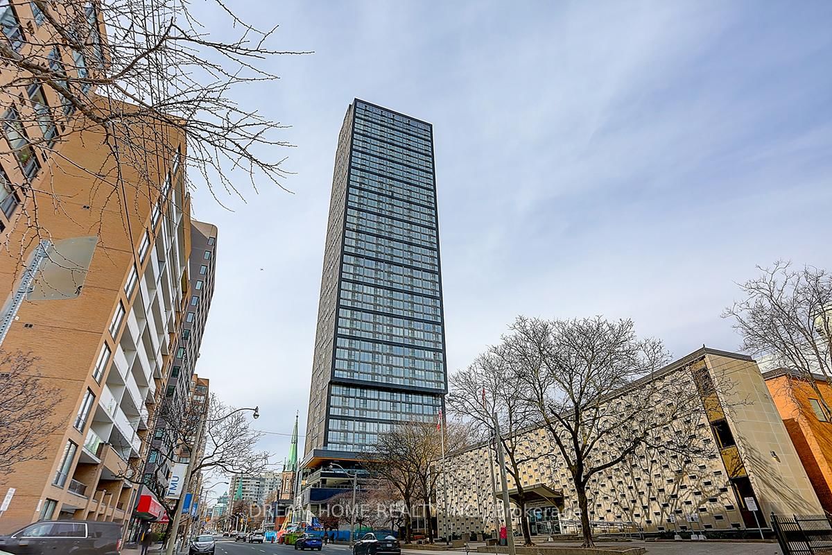 319 jarvis Street, Unit 1116 - Photo 4