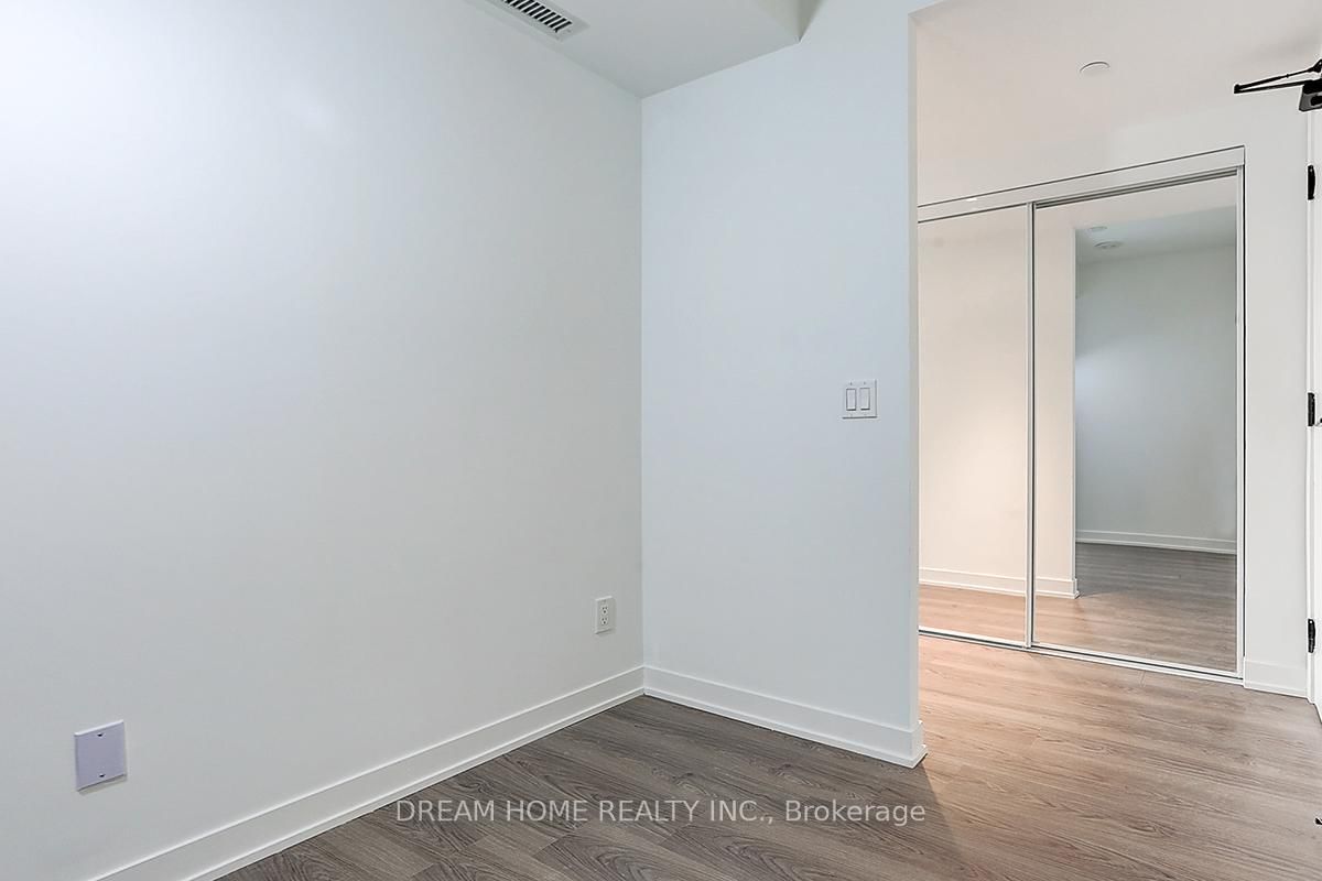 319 jarvis Street, Unit 1116 - Photo 7