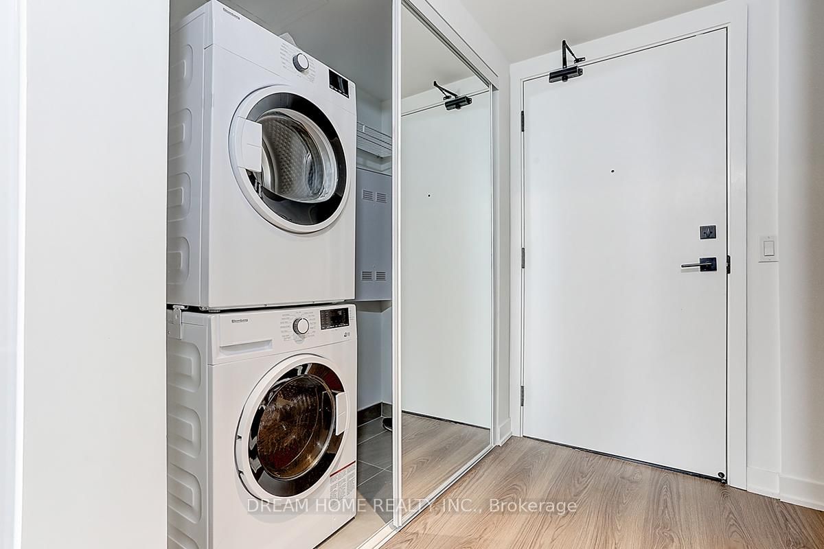 319 jarvis Street, Unit 1116 - Photo 9